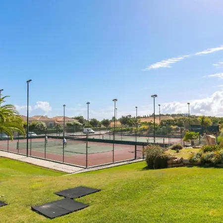 Boavista Bayview Apartment